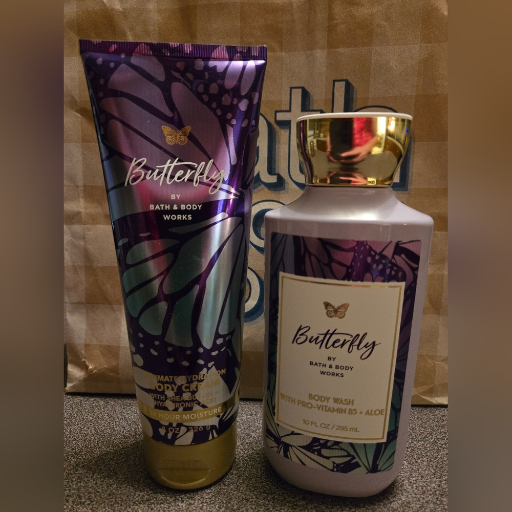 Butterfly by Bath & Body Works Body Care Set - Purple and Gold